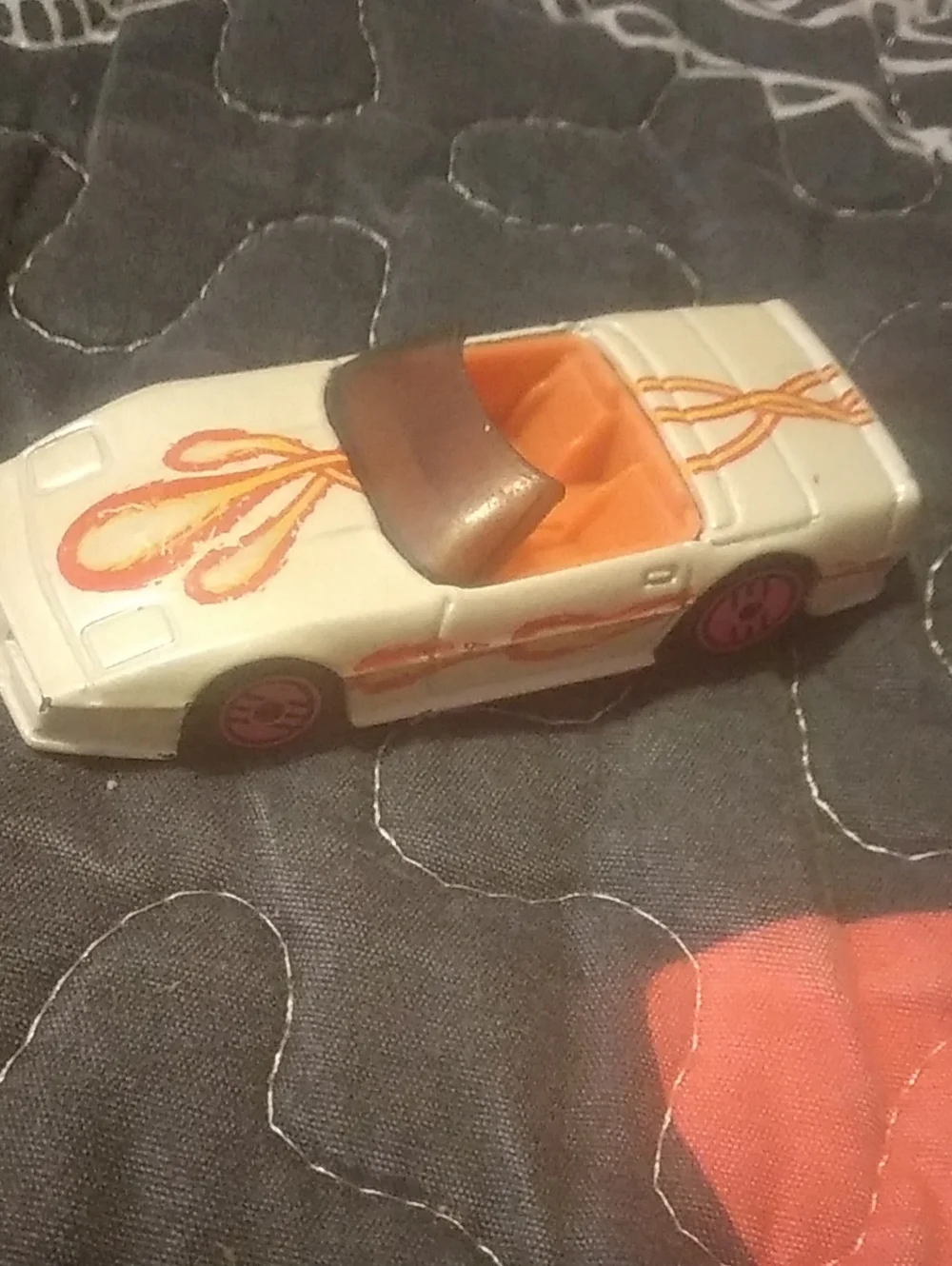 Hot Wheels White and Orange ConvertibleToy Car